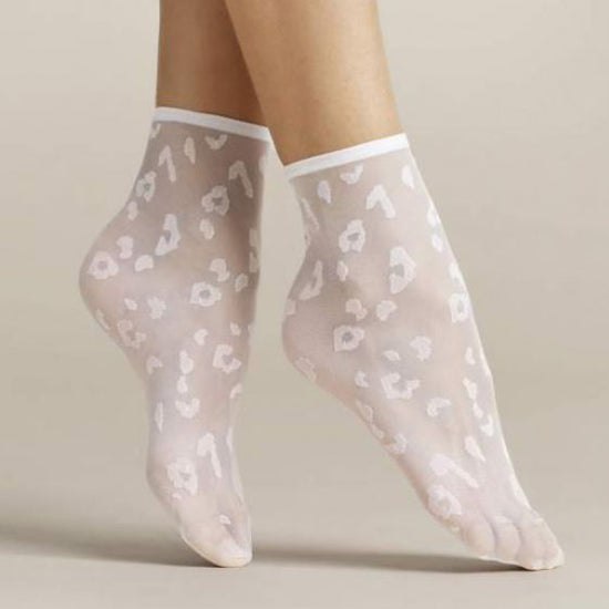 Fiore Doria Sheer Leopard Nylon Ankle Socks - Leggsbeautiful