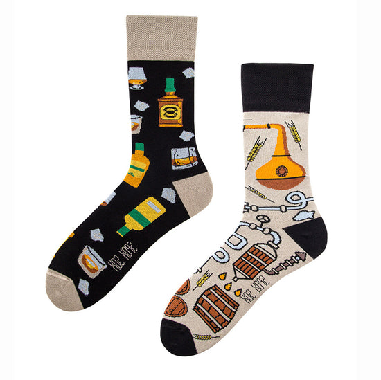 Spox Sox Cotton Blend Mismatch Socks With Whisky Print