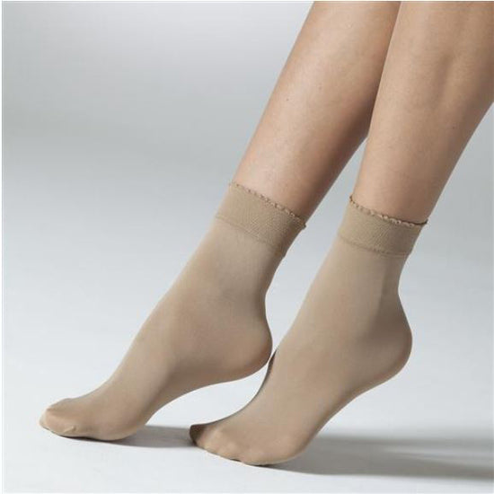 Load image into Gallery viewer, Gipsy Soft 40 Denier Ankle Socks - Leggsbeautiful
