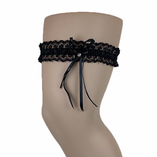Plus Size Stretch Lace Garter With Diamante