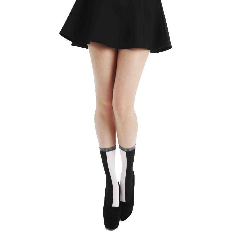 Pamela Mann Monochrome Ankle Socks - Leggsbeautiful
