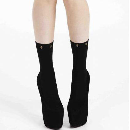 Pamela Mann Skull Stud Ankle Socks - Leggsbeautiful