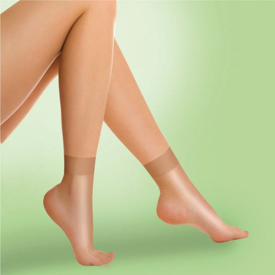 Joanna Gray 15 Denier Sheer Ankle Socks 3PP