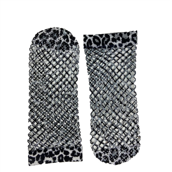 Pamela Mann Extra Large Net Leopard Print Ankle Socks